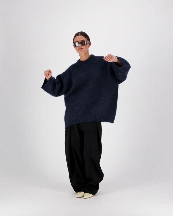 ARLO TEE