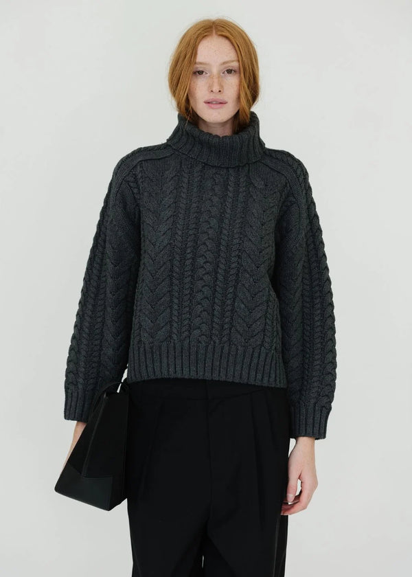 CABLE TURTLENECK SWEATER